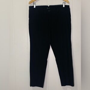 Like new women’s black Soho stretch pants size 14